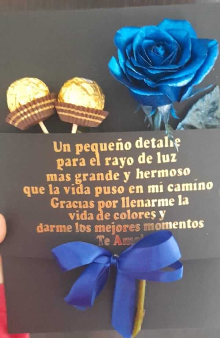 tarjeta rosa azul